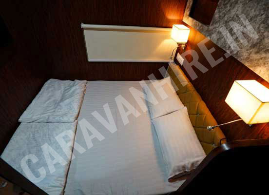 fully furnished luxury caravan with toilet washroom kitchen hire in delhi